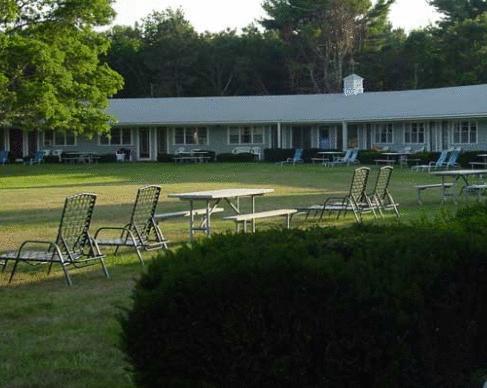 Capewind Waterfront Resort Falmouth Buitenkant foto